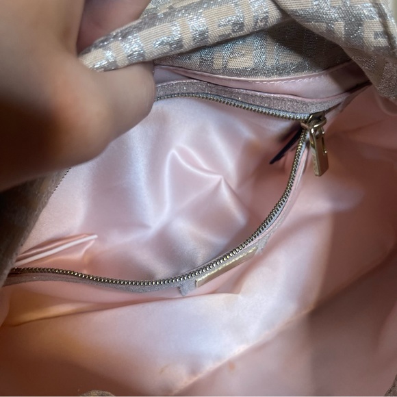 💕SOLD💕Fendi vintage zucchino monogram logo mama baguette rose gold shimmer - Picture 9 of 16